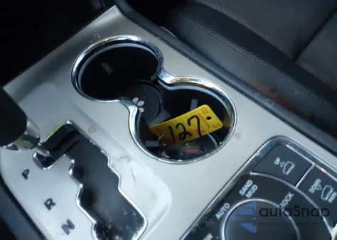 2013 Jeep Grand Cherokee Overland z USA, uszkodzony, nr VIN 1C4RJFCT9DC600369